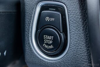 BMW Rad 3 320d A/T - 15
