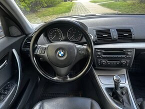 BMW Řada 1 E87 2.0i 110kW Kůže Xenony Tempomat ALU kola R16 - 15