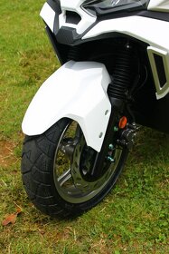 Sym ADX 125 / Nový skútr - 15