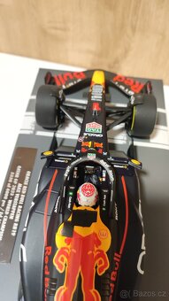 Max Verstappen 1:18 + Figurka + podpis karta - 15