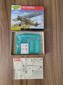 MATCHBOX,AIRFIX,FROG ,modely letadel plastové, retro - 15