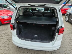 VW Touran 2.0TDI 110kW DSG Panorama Dynamic LED 2020 - 15