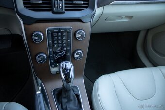 Volvo V40 - 15