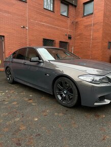 BMW 520D / F10 / Manual - 15