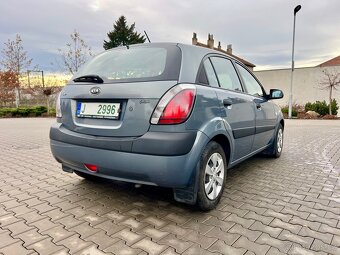 Kia Rio 1,4i 55 kW - 15