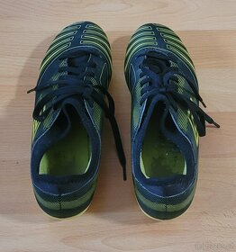 pánské kopačky zn.Adidas vel.42 a sálovky zn.Umbro vel.42,5 - 15