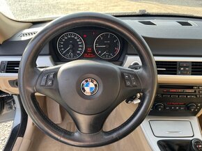 BMW 320D e90 120kW Xenony - 15