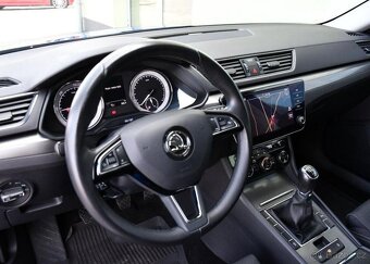 Škoda Superb 2.0TDi STYLE ACC TAŽNÉ 1.M ČR - 15