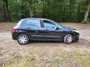 Peugeot 308 rok 11/2008 obsah 1,4 výkon 70 kW málo najeto - 15