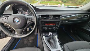 BMW 325i e92, manuál, r.v.2008, jen 150000km - 15