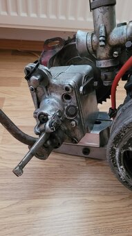 Motor s převodovkou Jawa 250 Speciál, Horská - 15