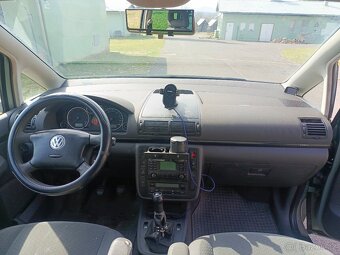 Volkswagen Sharan 1.9TDI 96KW r.v.2005 - 15