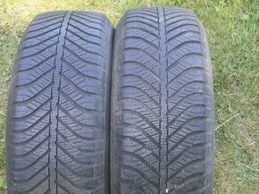 2xObutá Celoroční kola na MERCEDES BENZ E240 205/65 R15 - 15