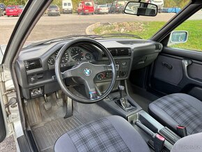 Prodám Bmw E30 318is coupe 100kw po velkém servisu - 15