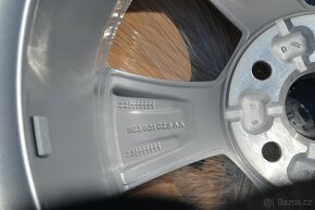 NOVÁ zimní orig.Alu sada Škoda Octavia IV -205/60R16 - 15