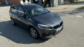 BMW 218i Gran Tourer - 15