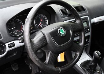 Škoda Octavia 2.0TDi SCOUT 4X4 SERV.KNÍŽKA - 15