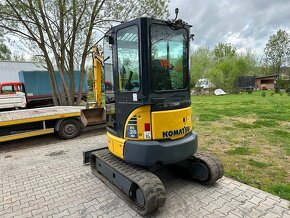 Komatsu PC26MR-3 minibagr 2.7T 2015 + 3x kžíce - 15