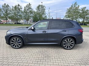 BMW X5 M50D - 15