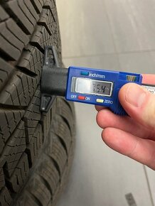 Sada ALU kol 17" zimní pneu 225/60 R17, Kia Sportage - 15