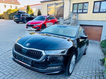 ŠKODA OCTAVIA IV 2,0TDi 110kW STYLE DSG HEAD-UP,TAŽNÉ,ČR - 15