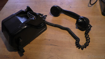 Telefon Tesla s kličkou 3x - 15