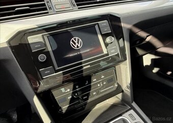 Volkswagen Passat 1,5 TSI EVO BMT Business DPH benzín - 15