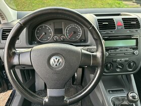 Volkswagen Jetta 1.6i - 15