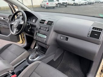 Volkswagen Touran II 1.6 TDi 2011 7-MÍST MOŽNO NA SPLÁTKY - 15