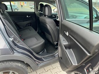 Kia Sportage 1.6i GDi 99kw rok 2014 LED světla - 15