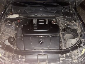 BMW E91 320d 120kW M47 2007 - velmi dobrý stav - 15