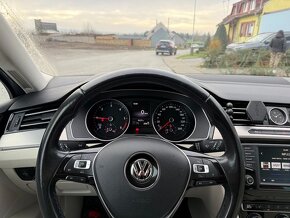 Prodám VW Passat B8 combi 2.0TDI 110kW HIGHLINE Koupeno v ČR - 15