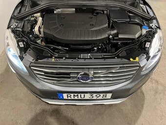 Volvo XC60 D4 AWD  Summum rok 2017 - 15