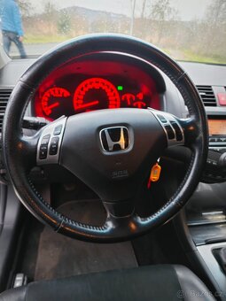 HONDA ACCORD 2.0 i-VTEC 114kW - 15