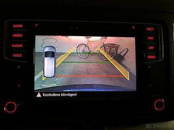 Sharan 2,0 Tdi DSG 110kW 7míst TZ panorama navi - 15