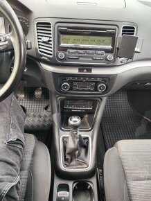 VW Sharan 2.0 TDi 103kw 7miestne - 15