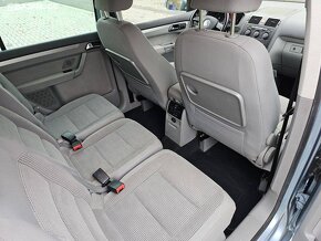 VW Touran 2.0 TDI 103kW,1.Majitel,Xenon,Highline,Tažné,Servi - 15