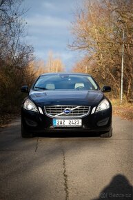 Volvo V60 2.0 D4 163 KINETIS S/S - 15