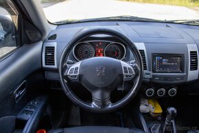 Peugeot 4007 2.2 HDi 115Kw // 4x4 // - 16