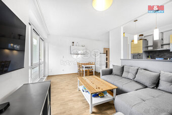 Prodej bytu 4+kk, 79 m², Hradec Králové, ul. Labská louka - 16