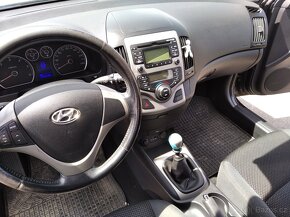 Hyundai i30 1.6CRDi kombi - 16