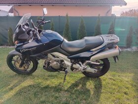 Suzuki V-Strom 1000 - 16