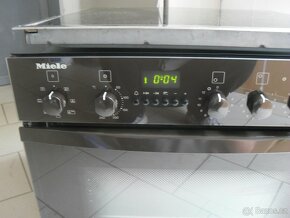 MIELE ELEKTRICKÝ VESTAVNÝ SPORÁK,LCD,ZRCADLOVÝ VZHLED,LUXUS - 16