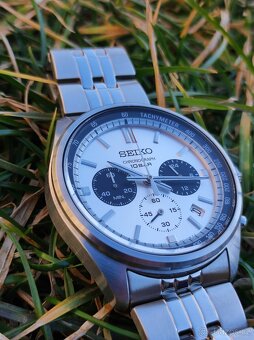 Seiko Chronograph - 16