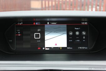 Citroën Grand C4 SpaceTourer 1.5 HDI, 96kW, EAT8, 7-míst - 16