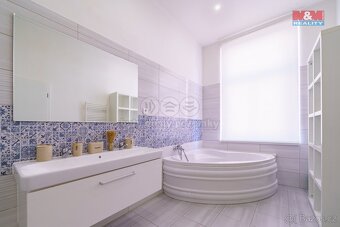 Prodej bytu 3+kk, 95 m², Cheb, ul. Mánesova - 16