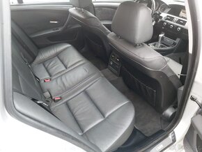 BMW 525i, 2007, jen 193.000 km, manuál - 16