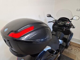Piaggio MP3 500 LT 12/2011 - 16