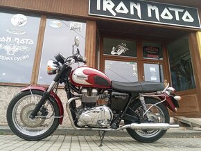 Triumph  Bonneville T 100 - 16