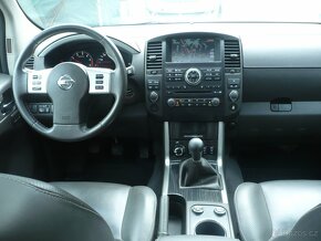 Nissan  Pathfinder  2.5 dCi - 16